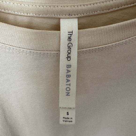 Babaton T-Shirt - Picture 3 of 4